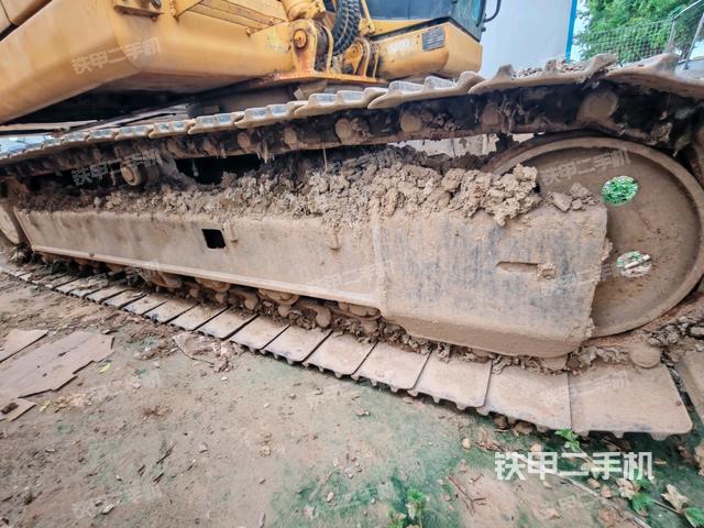 單側(cè)履帶整體（整機外觀）