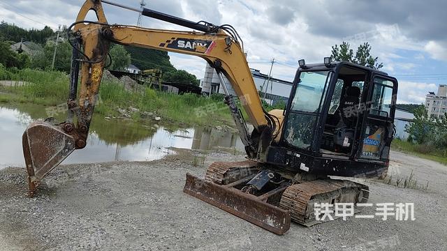 三一重工SY55C-10挖掘机