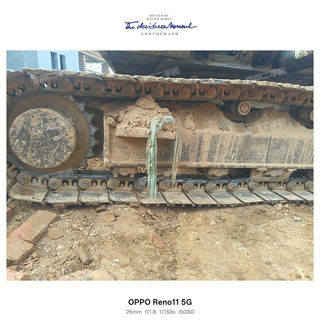 单侧履带整体（整机外观）