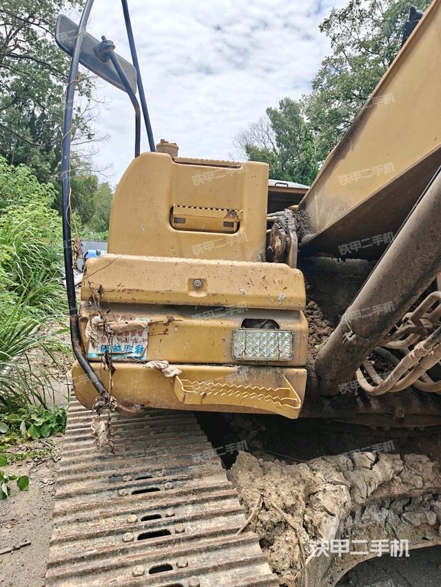 大臂根部?斜視（工作和回轉(zhuǎn)裝置）