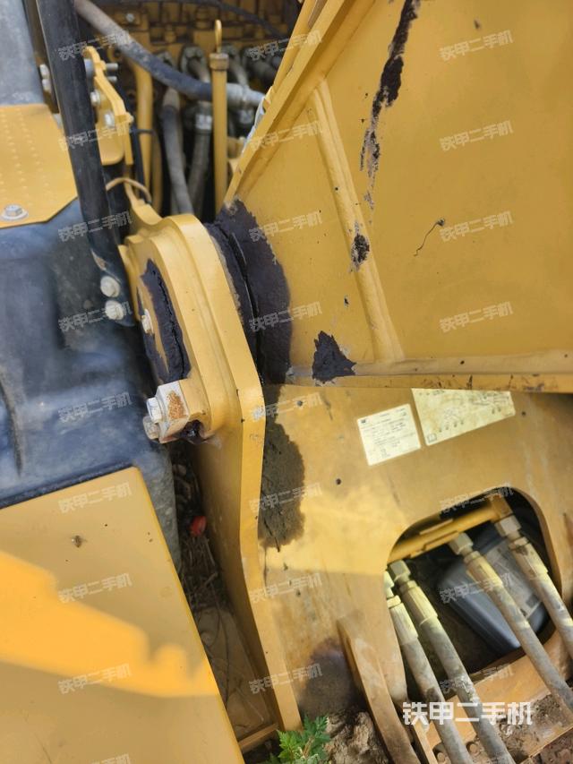 大臂根部?斜視（工作和回轉(zhuǎn)裝置）