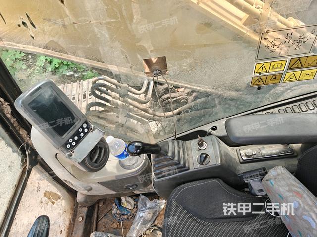 座椅后部（駕駛室部分）