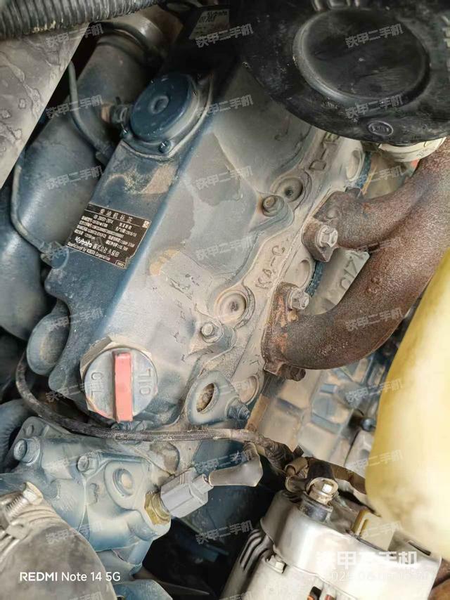 發(fā)動(dòng)機(jī)整體俯視（整機(jī)外觀）