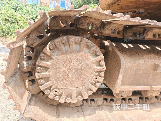 左導(dǎo)向輪（行走機(jī)構(gòu)）