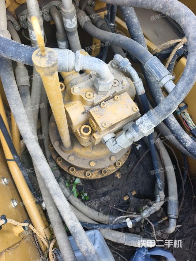 回轉(zhuǎn)馬達(dá)（上車部件）