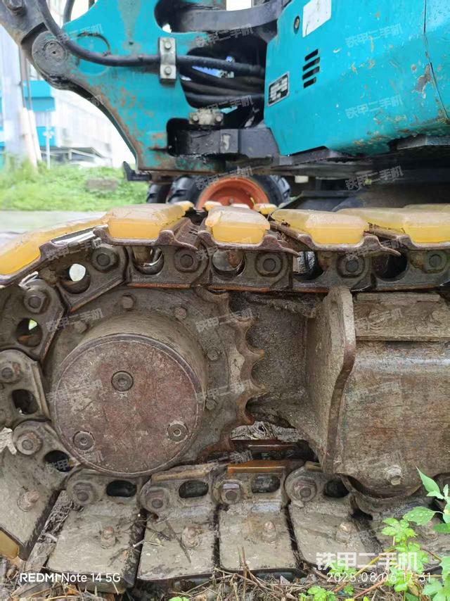 單側(cè)履帶整體（整機(jī)外觀）