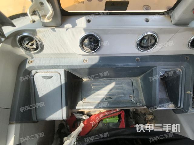 座椅后部（駕駛室部分）