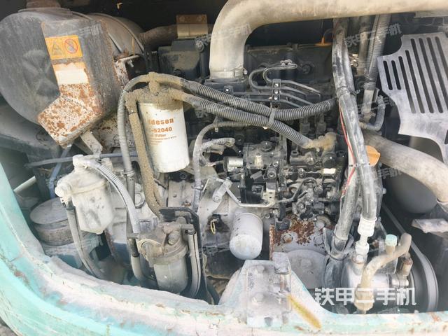 发动机室（上车部件）