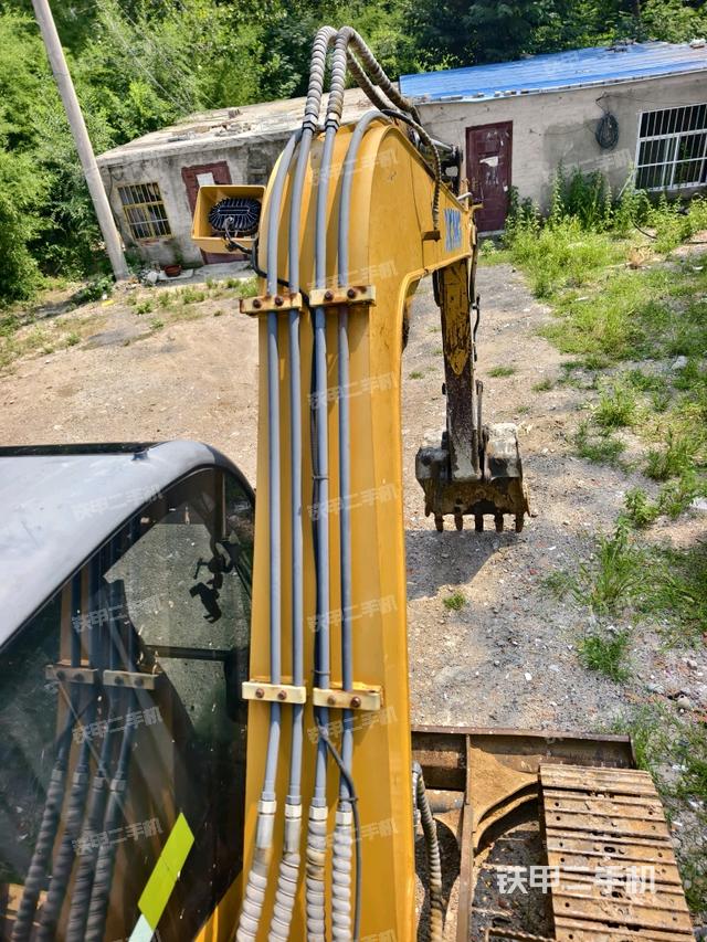 大臂背部俯視（工作和回轉裝置）