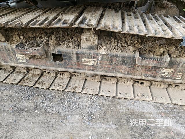 左側(cè)行走馬達(dá)蓋板（行走機(jī)構(gòu)）