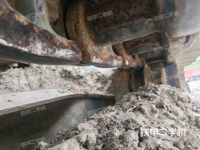 右侧行走马达盖板（行走机构）