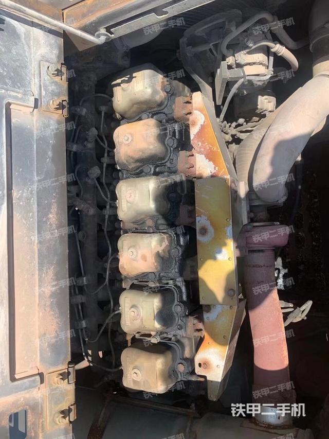 发动机整体俯视（整机外观）