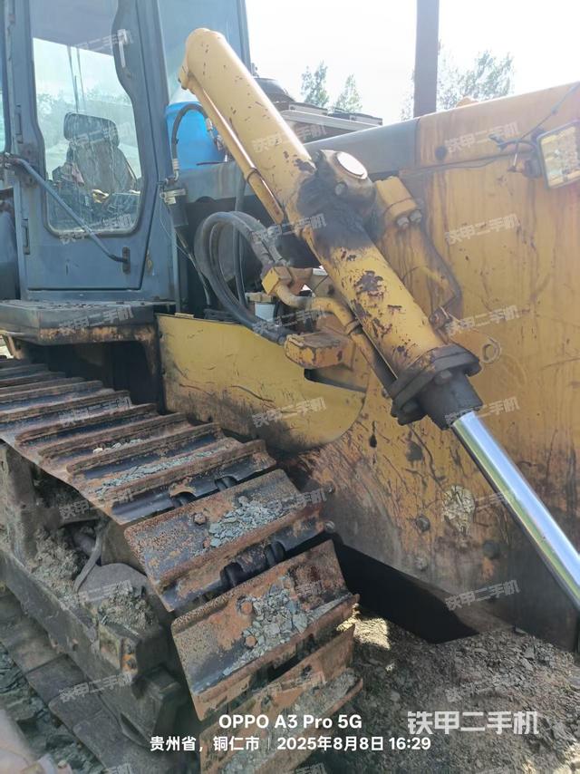 整机左侧（设备外观及核心部件）