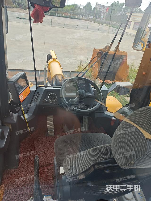 驾驶室工作台（整机外观及大件）