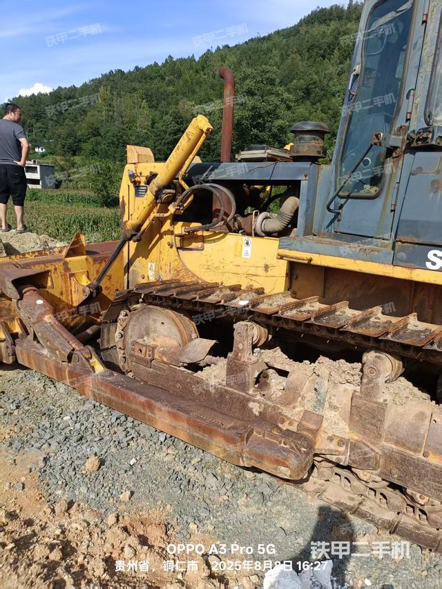 整机右后45°（设备外观及核心部件）