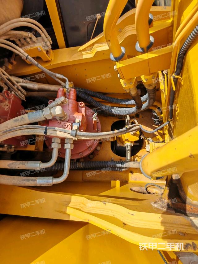 驾驶室顶部俯视（上车部件）