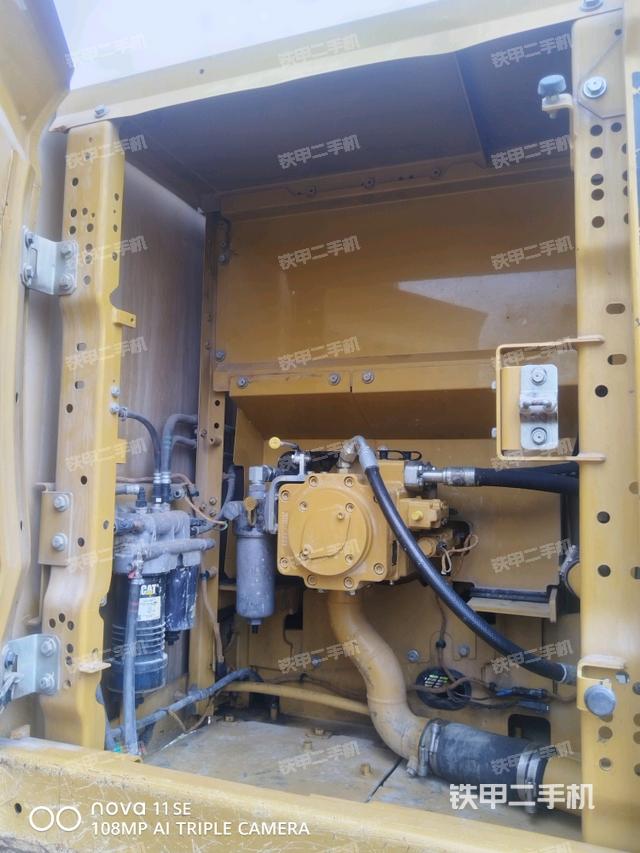 液压泵斜45 右（大件舱室）