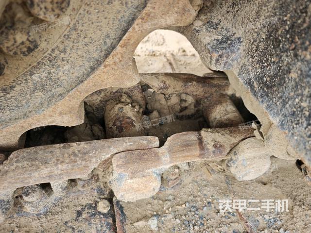 左驱动轮（行走机构）