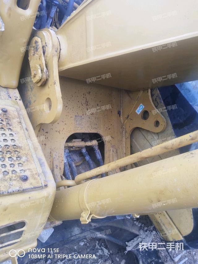 大臂根部 斜视（工作和回转装置）