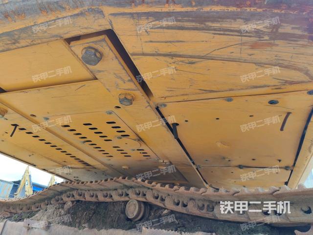 左侧行走马达盖板（行走机构）