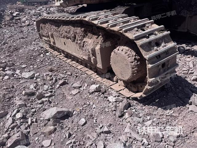 右侧行走马达盖板（行走机构）