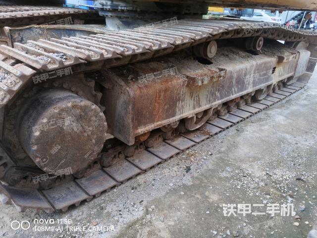 单侧履带整体（整机外观）