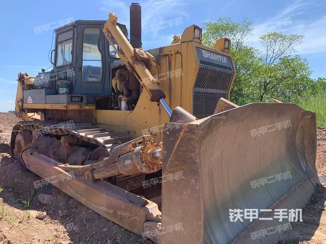 整機(jī)右側(cè)（設(shè)備外觀及核心部件）