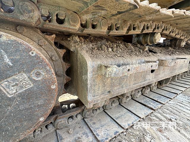 单侧履带整体（整机外观）