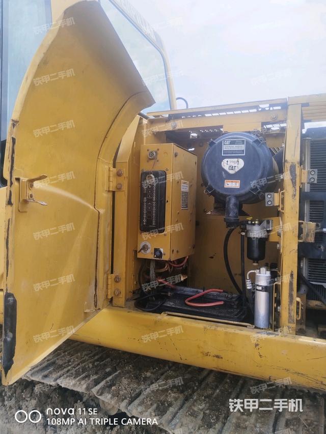 液压泵斜45 左（大件舱室）