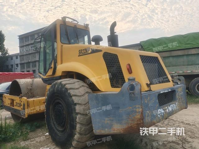 左后45°（压路机整机外观）