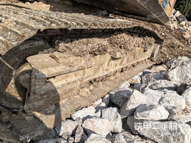 单侧履带整体（整机外观）