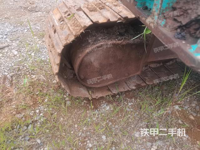 右侧行走马达盖板（行走机构）