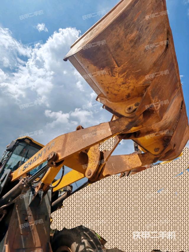 工作装置整体（整机外观及大件）