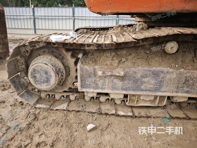 右侧履带整体（行走机构）