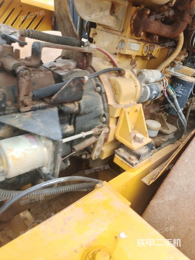 风扇及皮带（压路机发动机舱）