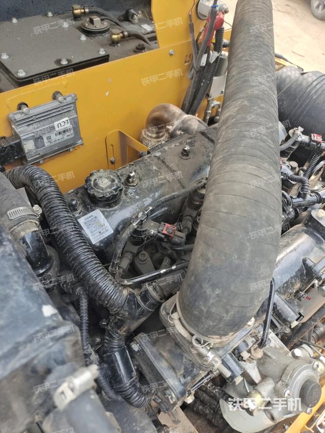 风扇及皮带（压路机发动机舱）