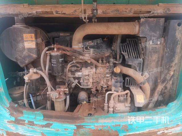 发动机室（上车部件）