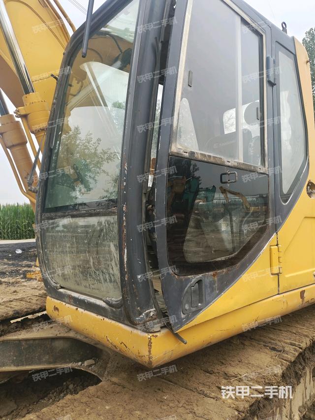 驾驶室左前45度（驾驶室部分）