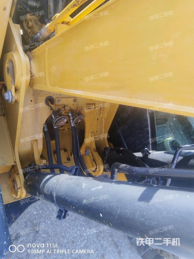 大臂根部?斜視（工作和回轉裝置）