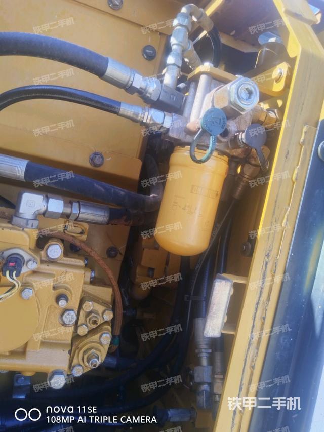 液壓泵斜45?左（大件艙室）