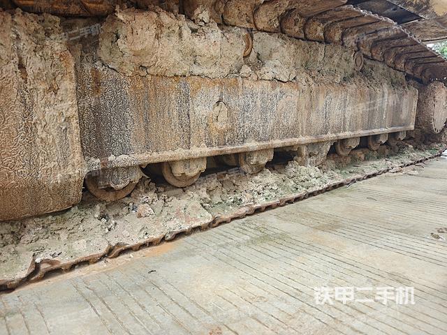 单侧履带整体（整机外观）