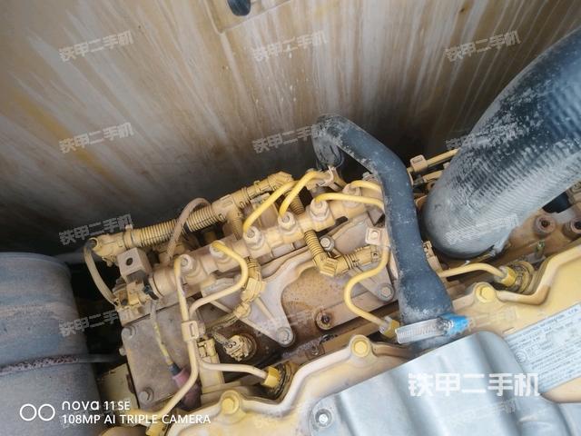 气门室盖螺丝特写（上车部件）