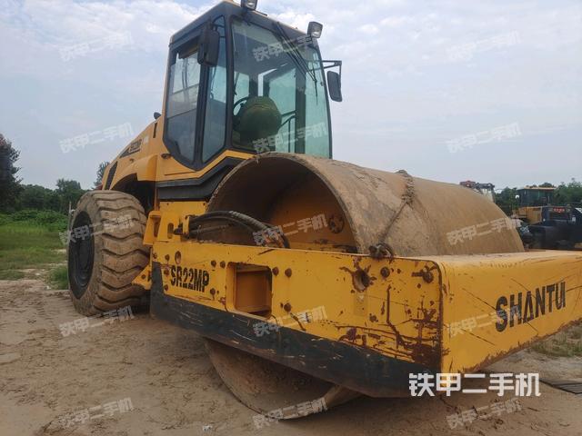 右前45°（压路机整机外观）