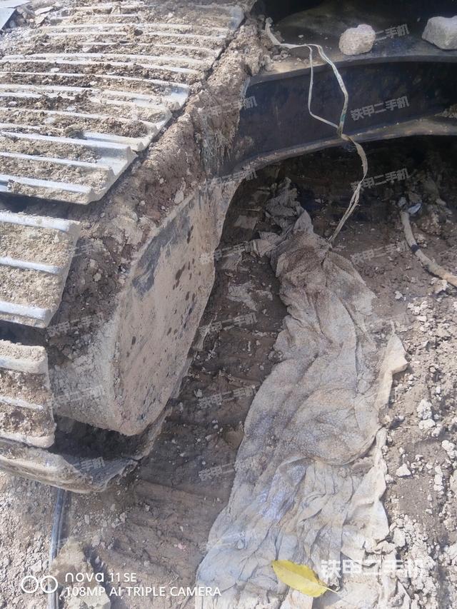 左侧行走马达盖板（行走机构）