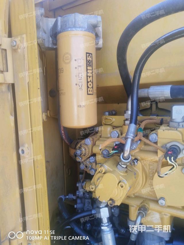 液壓泵斜45?右（大件艙室）