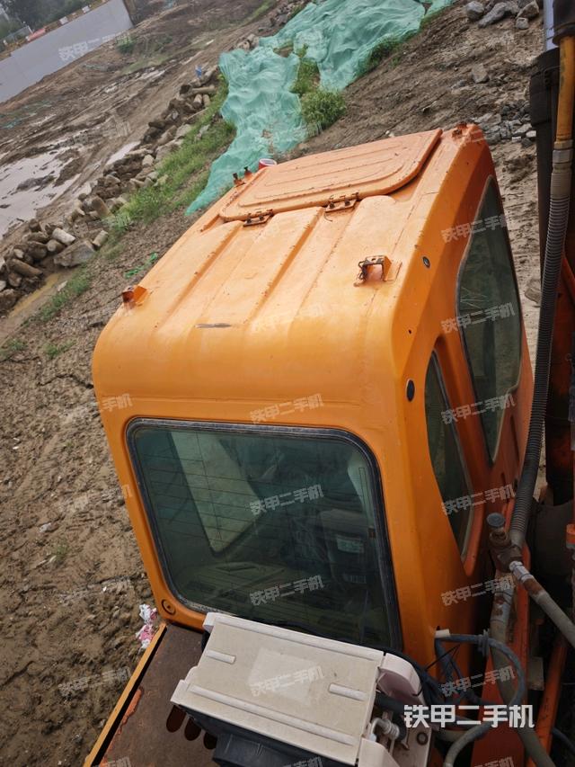 驾驶室顶部俯视（上车部件）