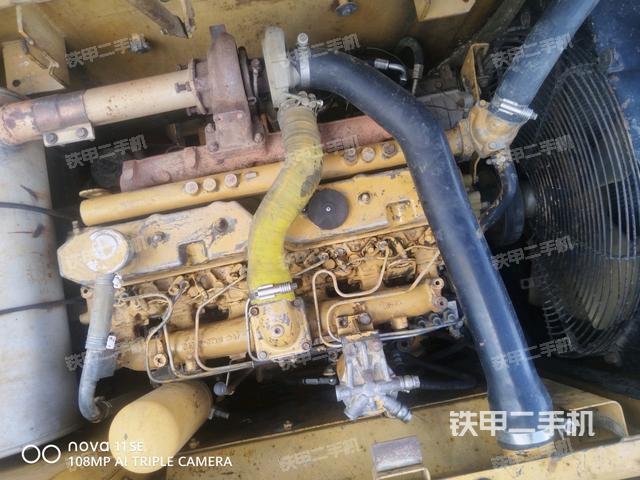 发动机室（上车部件）