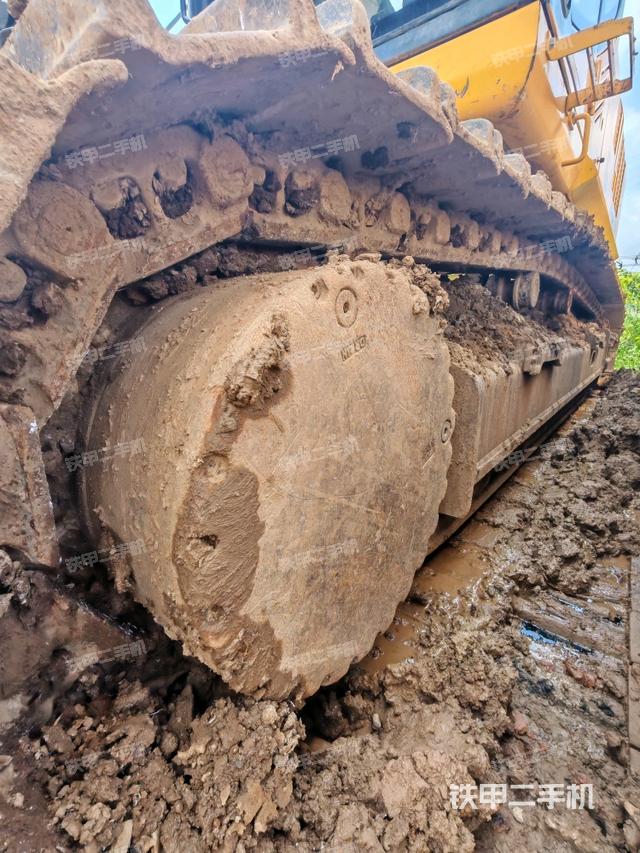 单侧履带整体（整机外观）