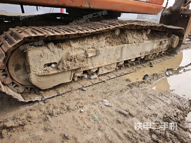 右侧行走马达盖板（行走机构）