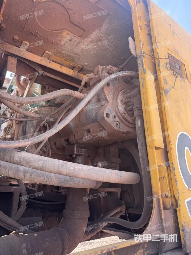 液压泵室（大件舱室）